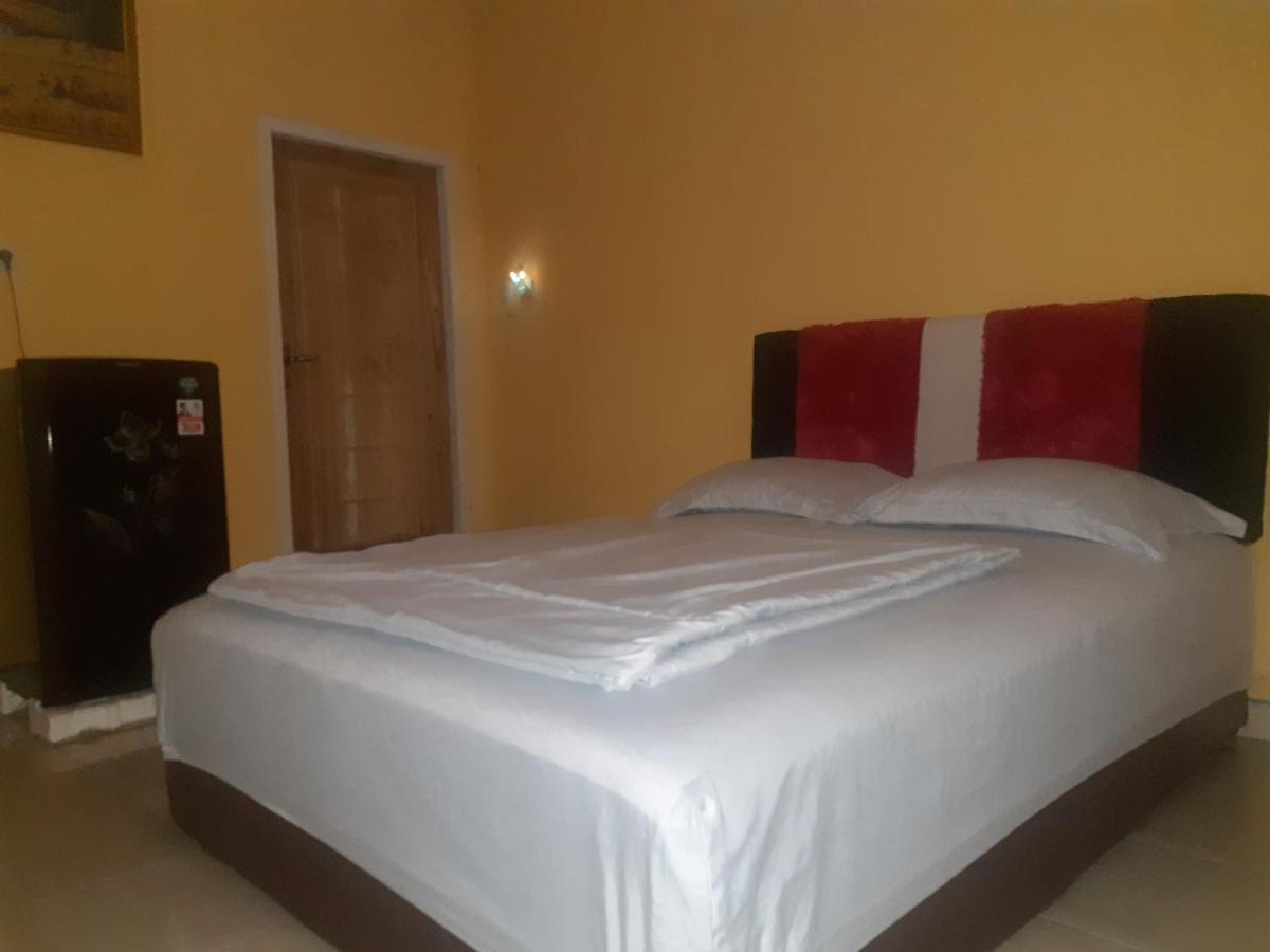 Eltari Homestay Тетебату Экстерьер фото