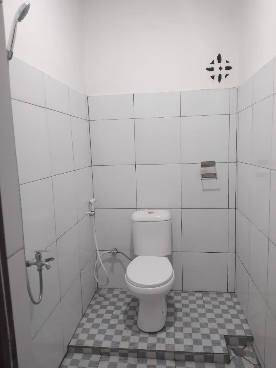 Eltari Homestay Тетебату Экстерьер фото